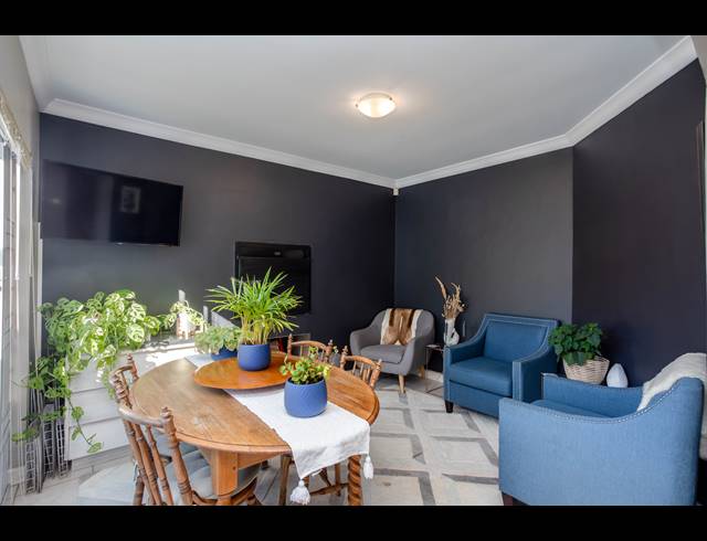 3 BEDROOM HOUSE RENTED IN VAN RIEBEECKSHOF